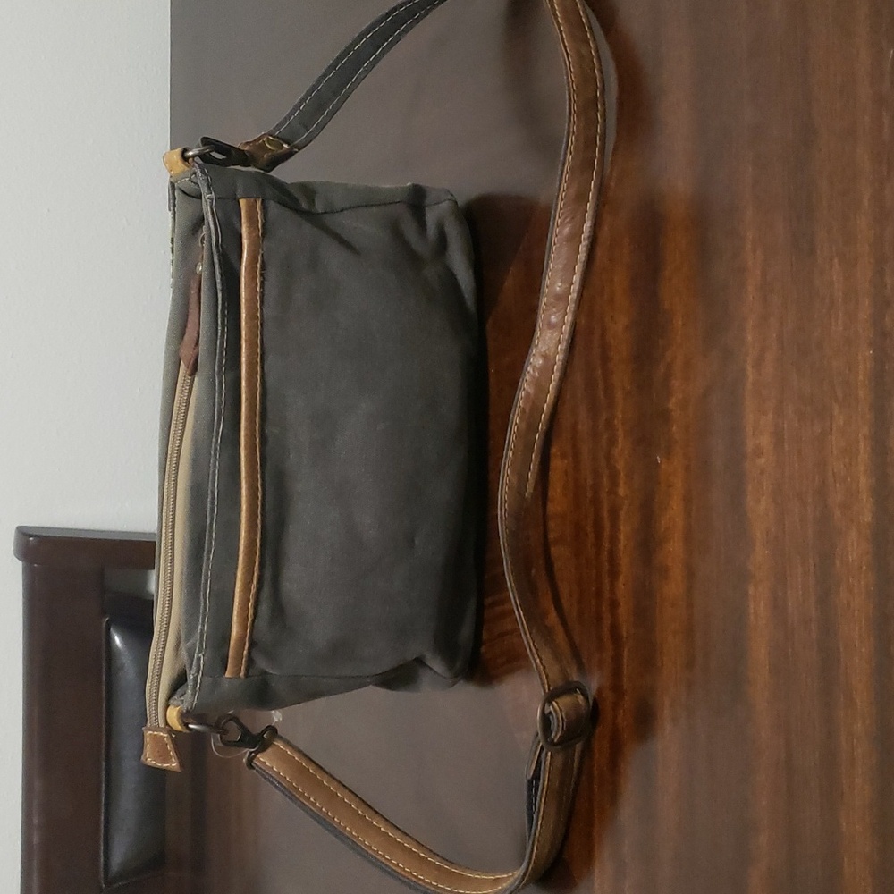 Myra Bag - Picture 2 of 6